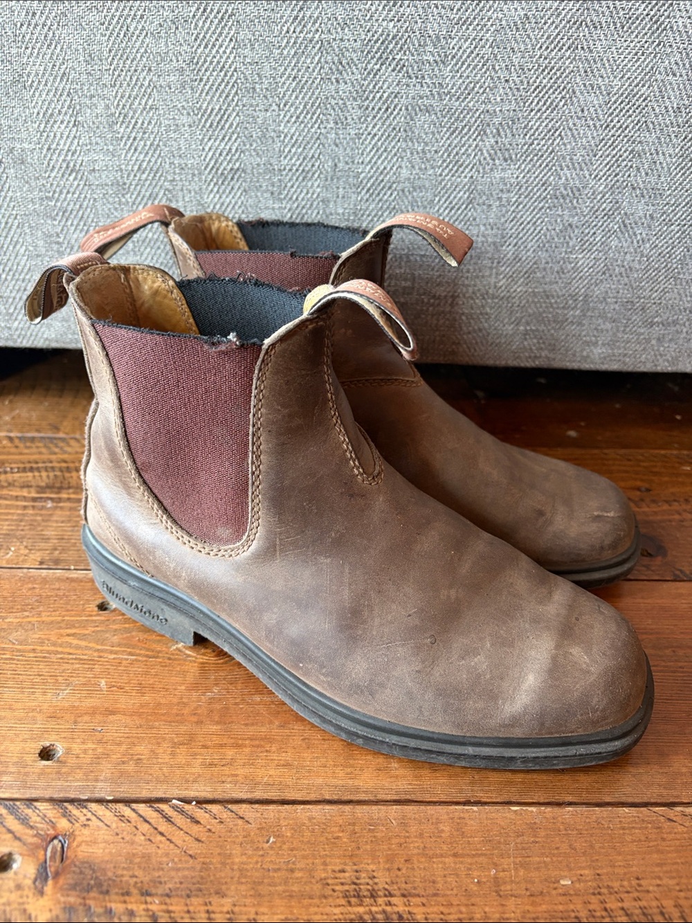 Blundstone brown leather boots 5AUS Chisel toe women’s 8 US or men’s 6 US